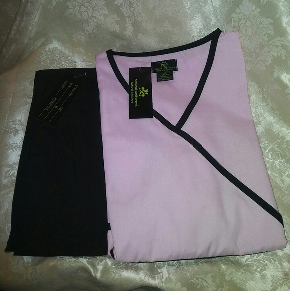 Natural Uniform, tie back. - Picture 3 of 5